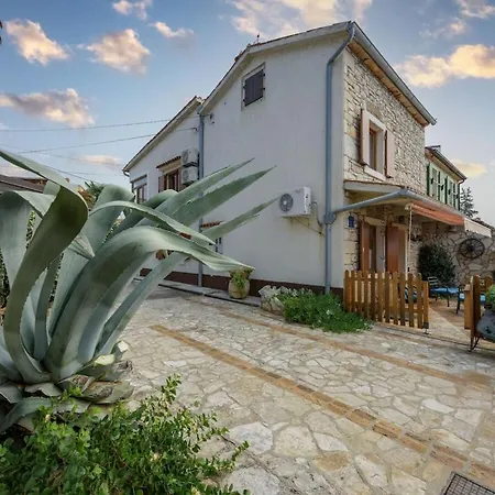 Casa Astrid By The Sea In Porec, Istria Будинок відпочинку